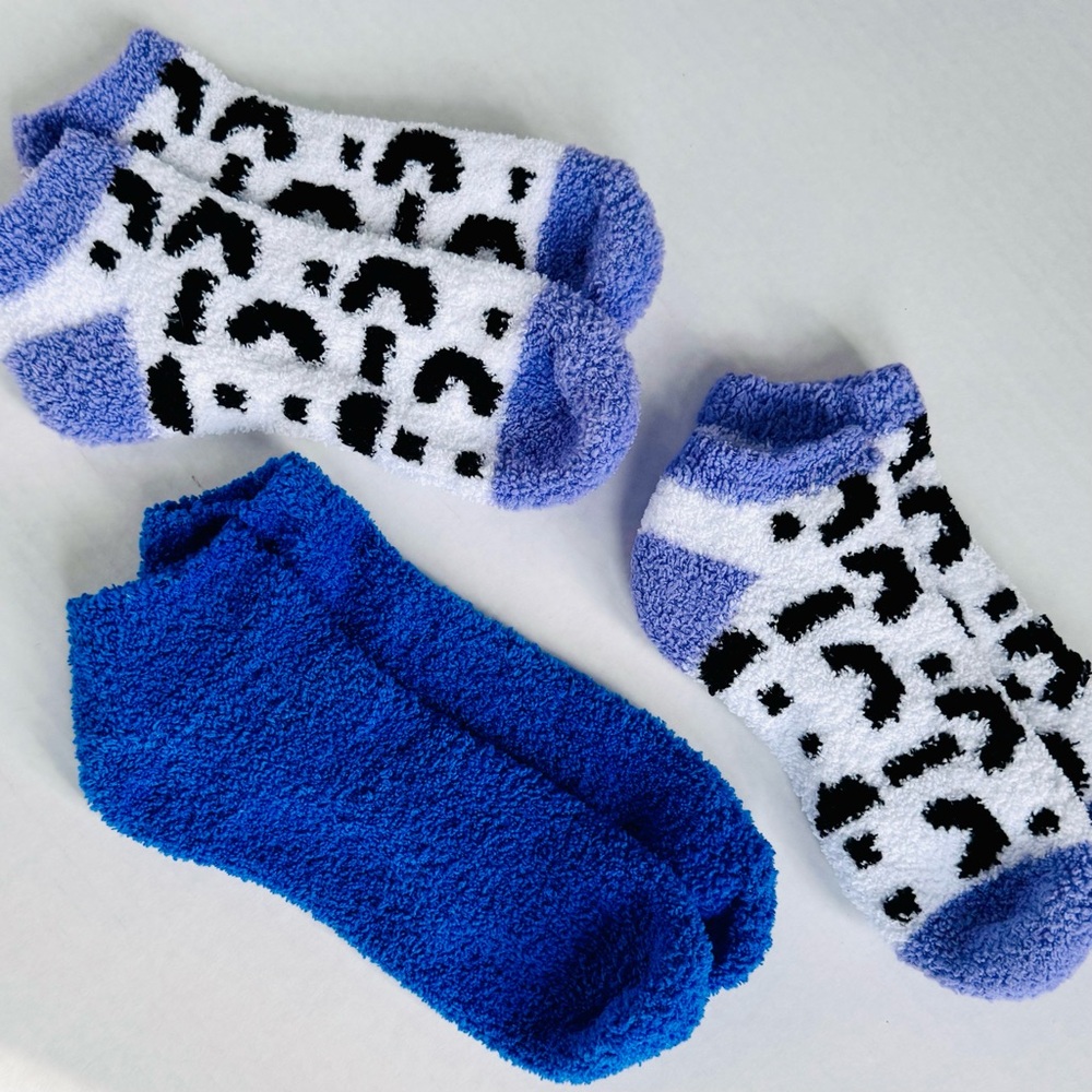 3 pairs NWOT cute fuzzy stretchy socks, 2 styles